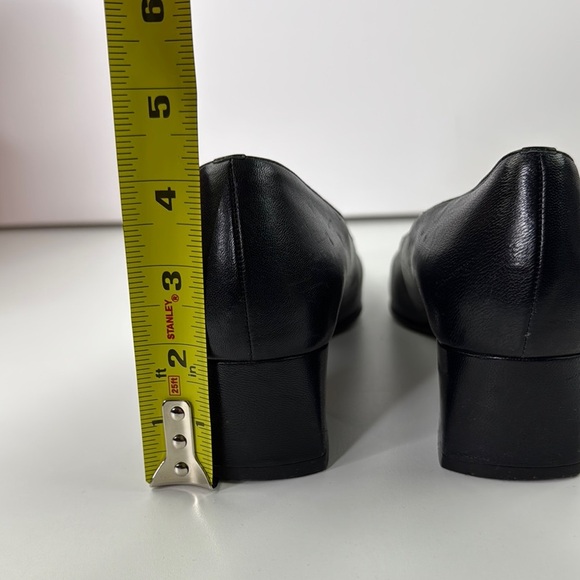 Roberto Capucci Women's Black Leather Block Heel Slip on Pumps - Picture 7 of 9